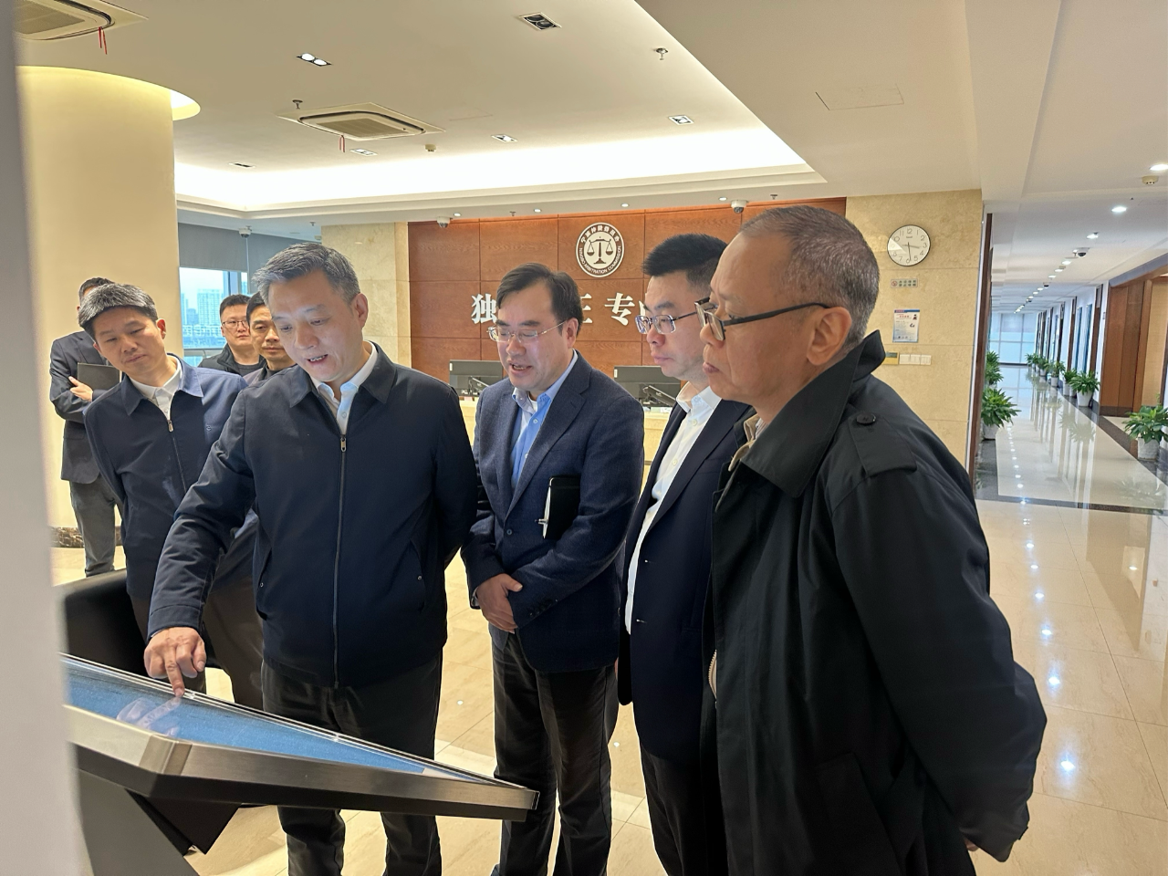 1764828732276477.png 1.png